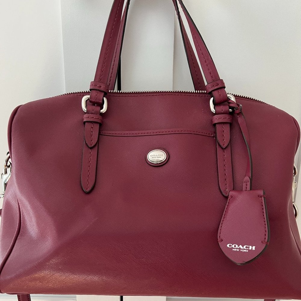 Burgundy Coach - Excellent Condition